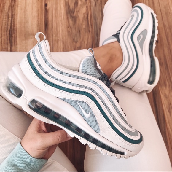 Nike Shoes - Nike air max 97